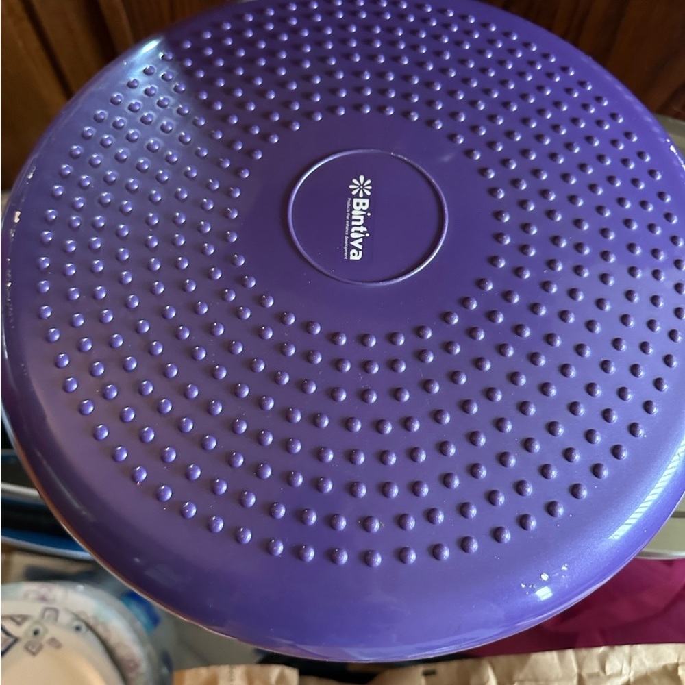 Wiggle seat